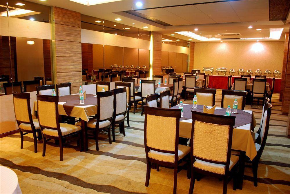 Liv Inn - Naraina New Delhi Exterior foto
